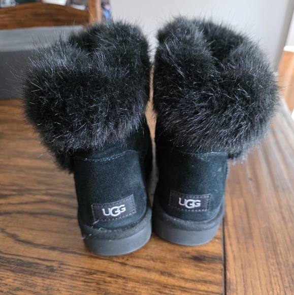 UGG Black Faux Fur Boots - Picture 4 of 6